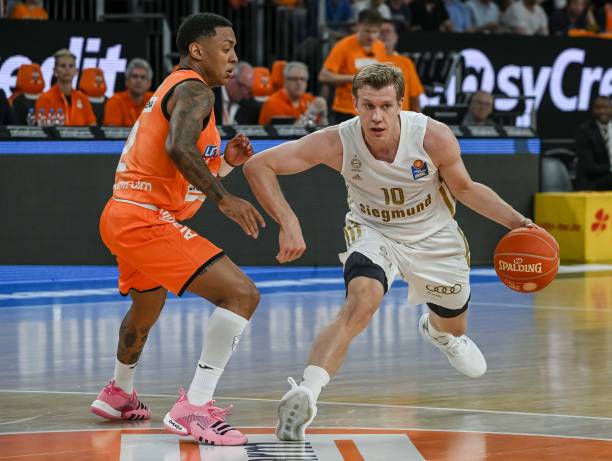 在今夏的自 在今夏的自