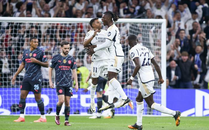 一个历史性 一个历史性